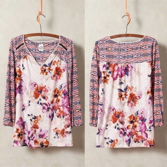 Anthropologie Akemi + Kin Ayana Floral Top - Picture 2 of 12